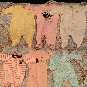 NWO LOT OF SIX CUTE SLEEPERS 0-3 MOS